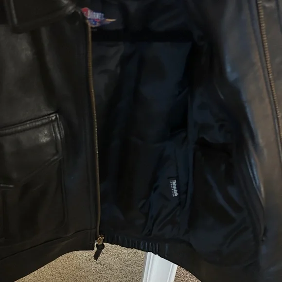 Chaps Black Leather Bomber Jacket - Picture 13 of 17